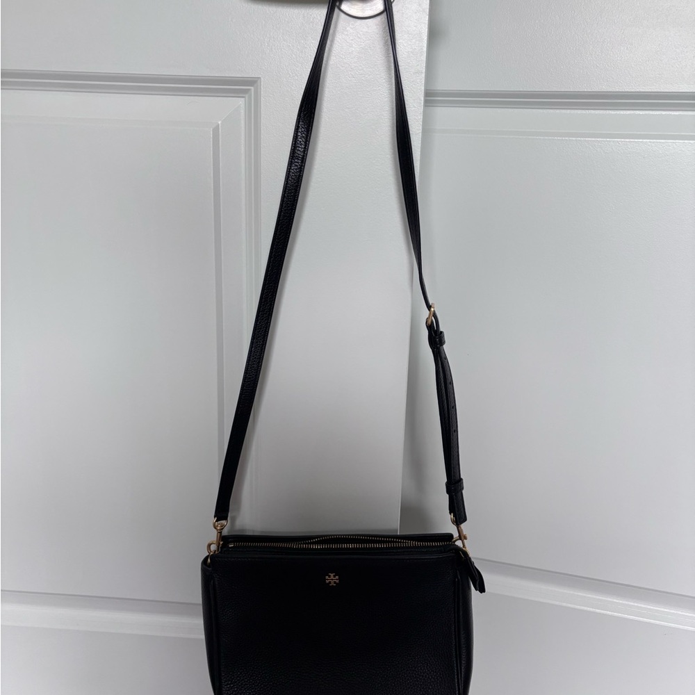 Tory Burch Black Crossbody Bag Minimalist Design